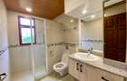 5 Bed Townhouse with En Suite in Spring Valley - 5