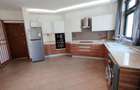 Furnished 1 Bed Apartment with En Suite in Spring Valley - 4