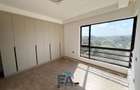 3 Bed Apartment with En Suite at Riverside Drive - 13