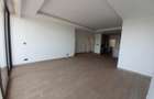 3 Bed Apartment with En Suite in Riverside - 1