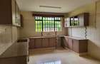 5 Bed Townhouse with En Suite in Rosslyn - 2