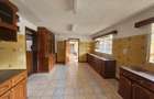 5 Bed House with En Suite in Nyari - 9