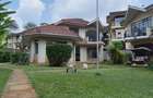 4 Bed Townhouse with En Suite in Spring Valley - 12