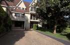 5 Bed Townhouse with En Suite in Lavington - 1