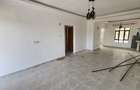 4 Bed House with En Suite at Kahuho - 5