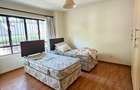 3 Bed Apartment with En Suite in Lavington - 10