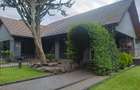 3 Bed House with En Suite at Nyari - 2