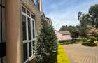 5 Bed Townhouse with En Suite at Lavington - 5