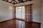 4 Bed Townhouse with En Suite at Lavington Mall - 18