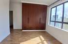 3 Bed Apartment with En Suite at Lavington - 7
