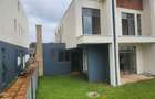 3 Bed House in Kiambu Road - 14