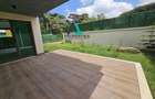 5 Bed Townhouse with En Suite in Lavington - 2
