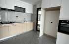 3 Bed Apartment with En Suite at Riverside Drive - 6