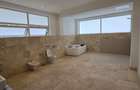 5 Bed House with En Suite in Runda - 10