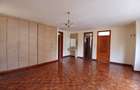 5 Bed Townhouse with En Suite in Lavington - 7