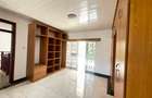 4 Bed Apartment with En Suite in Kilimani - 11