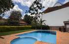 5 Bed Townhouse with En Suite in Westlands Area - 16