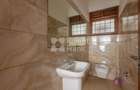 4 Bed House with En Suite at Lantana Coral Drive - 10