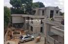 5 Bed Townhouse with En Suite in Kyuna - 3