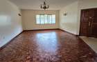 5 Bed Townhouse with En Suite at Lavington Road - 18
