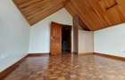 5 Bed Townhouse with En Suite at Lavington Road - 19