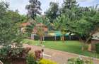 5 Bed Townhouse with En Suite at Lavington - 9
