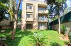 5 Bed Townhouse with En Suite at Lavington - 13