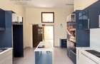5 Bed House with En Suite at Westlands - 2