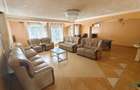 6 Bed Villa with En Suite in Lavington - 2