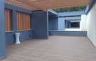 5 Bed Townhouse with En Suite in Lavington - 3