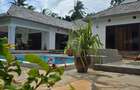3 Bed Villa with En Suite at La-Marina - 1