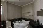 5 Bed Townhouse with En Suite in Lavington - 7