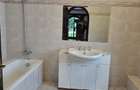 4 Bed Townhouse with En Suite at Lavington Green - 10