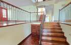 5 Bed Townhouse with En Suite at Lavington - 14