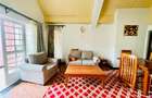 Serviced 2 Bed Apartment with En Suite in Rosslyn - 9