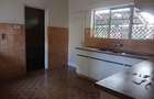 4 Bed House with En Suite at Lavington - 15