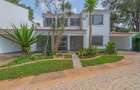 4 Bed Townhouse with En Suite in Muthaiga - 2