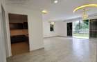 3 Bed Apartment with En Suite at Lavington - 5