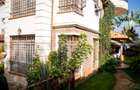 5 Bed Townhouse with En Suite in Lavington - 3