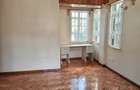 4 Bed Townhouse with En Suite at Bendera - 6