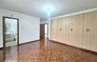 5 Bed Townhouse with En Suite at Lavington - 20