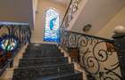 5 Bed House with En Suite in Runda - 3