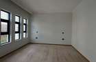 5 Bed Townhouse with En Suite in Lavington - 3