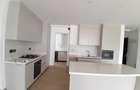 3 Bed Apartment with En Suite at Riverside - 8