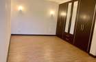 3 Bed Apartment with En Suite in Parklands - 18