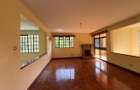 4 Bed Townhouse with En Suite in Kitisuru - 2
