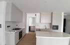 3 Bed Apartment with En Suite at Riverside - 5