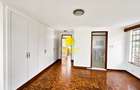 4 Bed House with En Suite in Rosslyn - 8