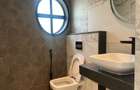 5 Bed Townhouse with En Suite in Loresho - 15