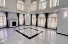 7 Bed House with En Suite at Hardy - 3